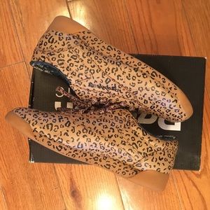 Melody Ehsani x Reebok Leopard Freestyle Sneakers